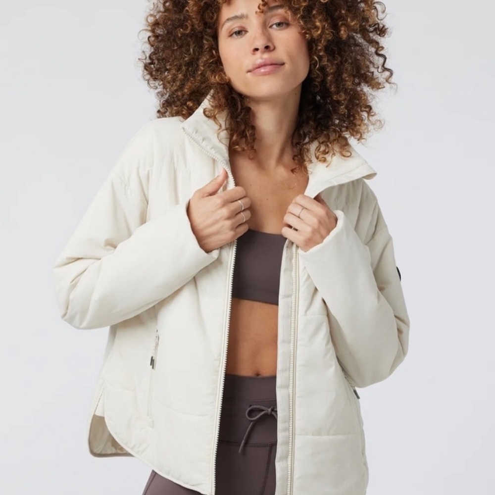 VUORI canyon insulated jacket